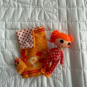 Lalaloopsy Mini Peppy Pom Pom’s Sleepover Set + Pet and Sleeping Bag